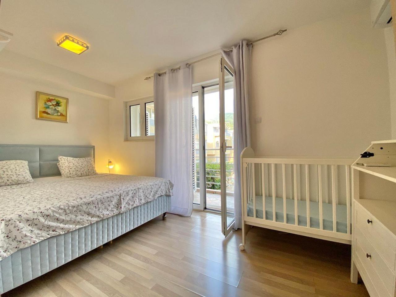 Apartments Apple Cat Montenegro Ko 비엘라 외부 사진