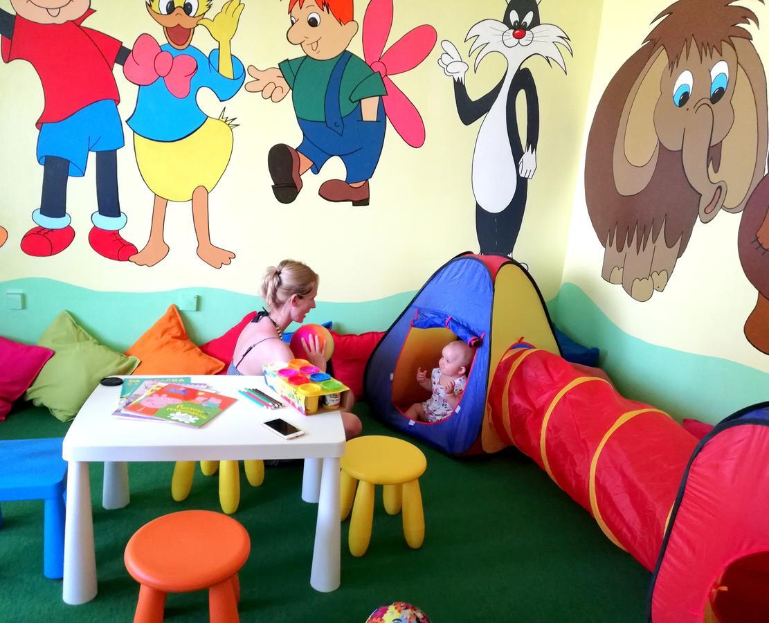Apartments Apple Cat Montenegro Ko 비엘라 외부 사진