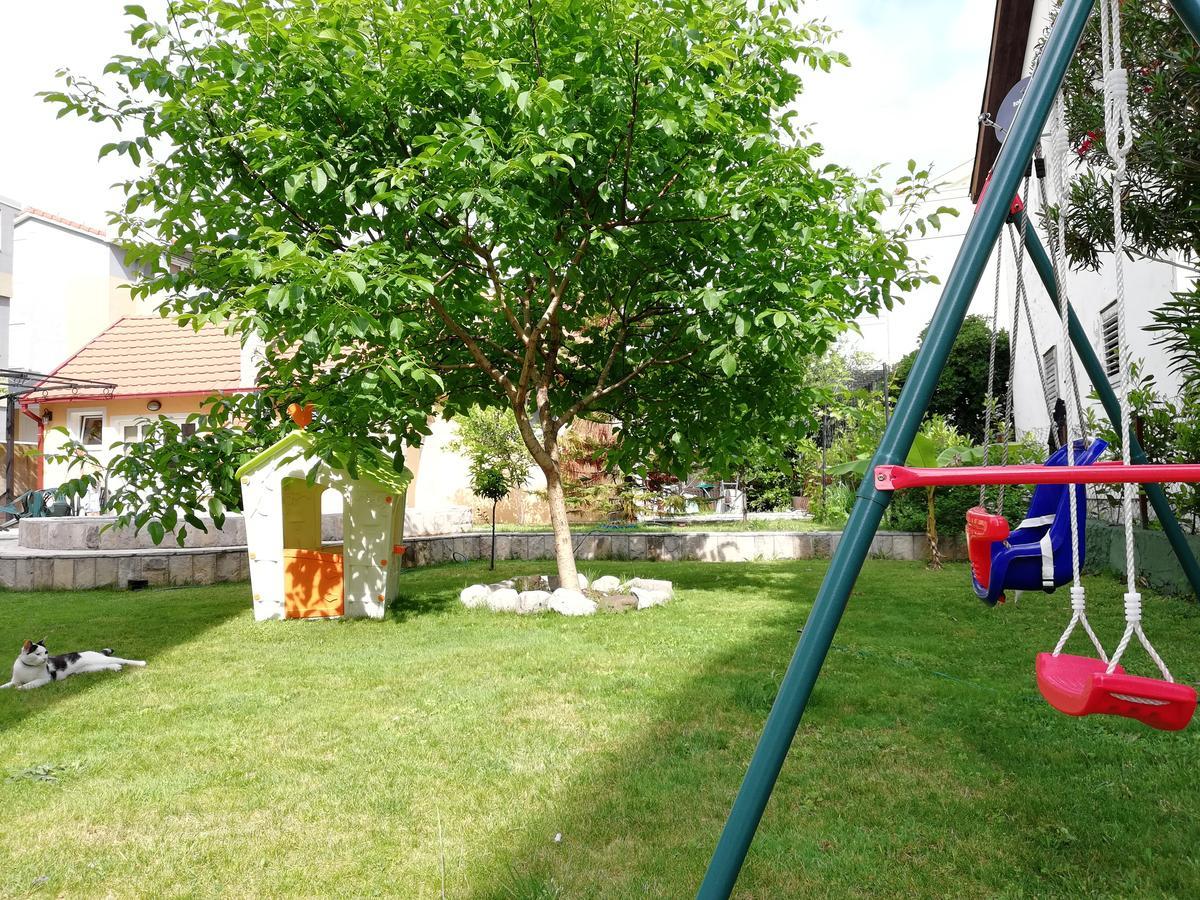 Apartments Apple Cat Montenegro Ko 비엘라 외부 사진